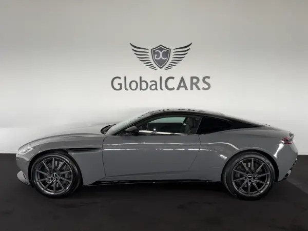 Aston Martin DB11 Coupé V8 Auto 2