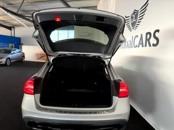 Mercedes-Benz GLA 200 CDi Urban Aut. 13