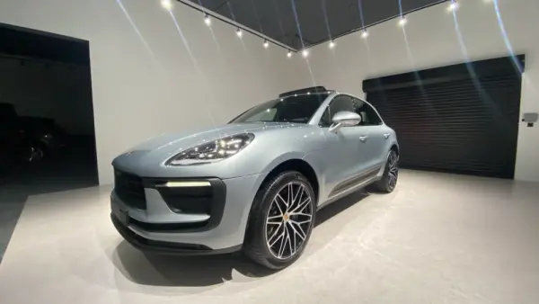 Porsche Macan Outro 1