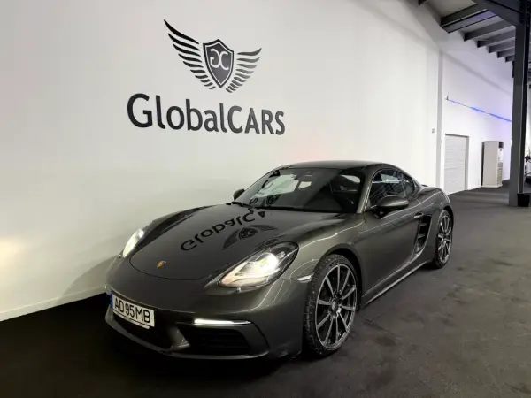 Porsche 718 Cayman 1