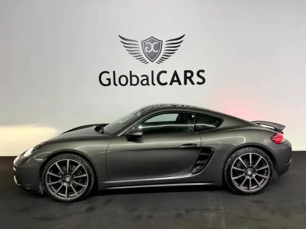 Porsche 718 Cayman 5