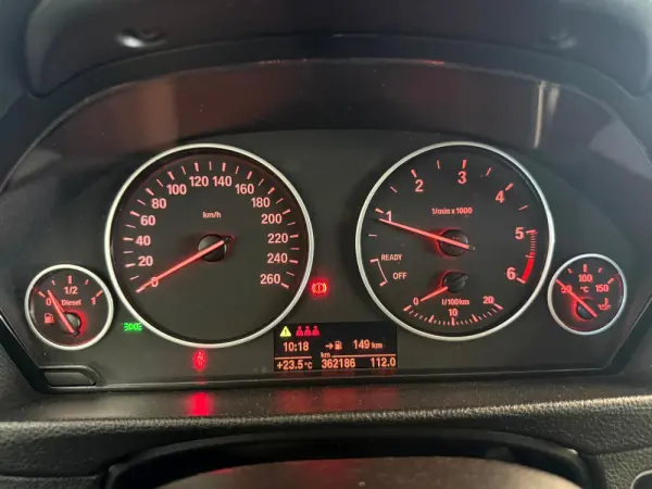 BMW 318 d Navigation 14