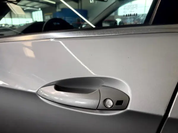 Mercedes-Benz E 250 CDi Elegance BlueEfficiency Auto. 7