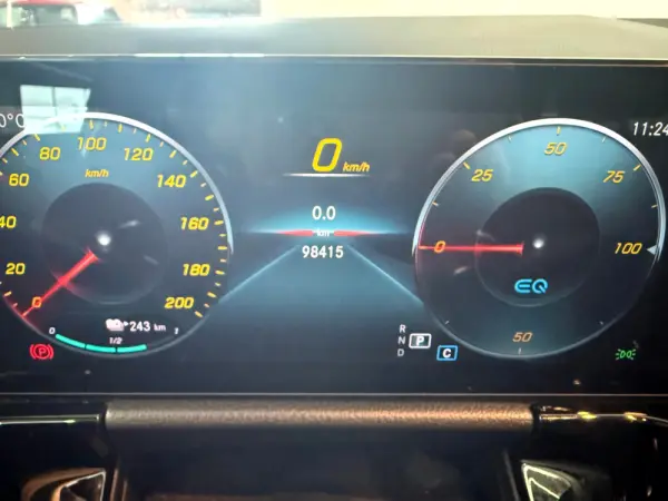 Mercedes-Benz EQA 250 AMG Line 24