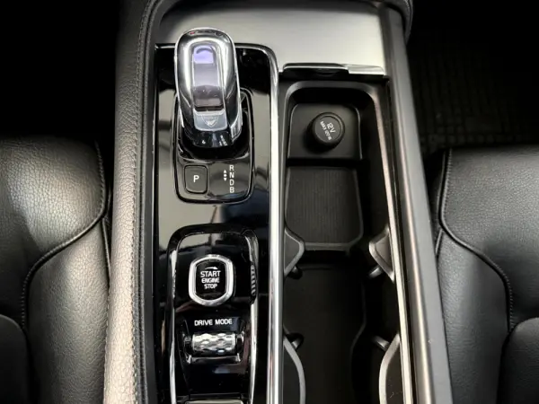 Volvo XC 90 2.0 T8 PHEV Excellence AWD 26