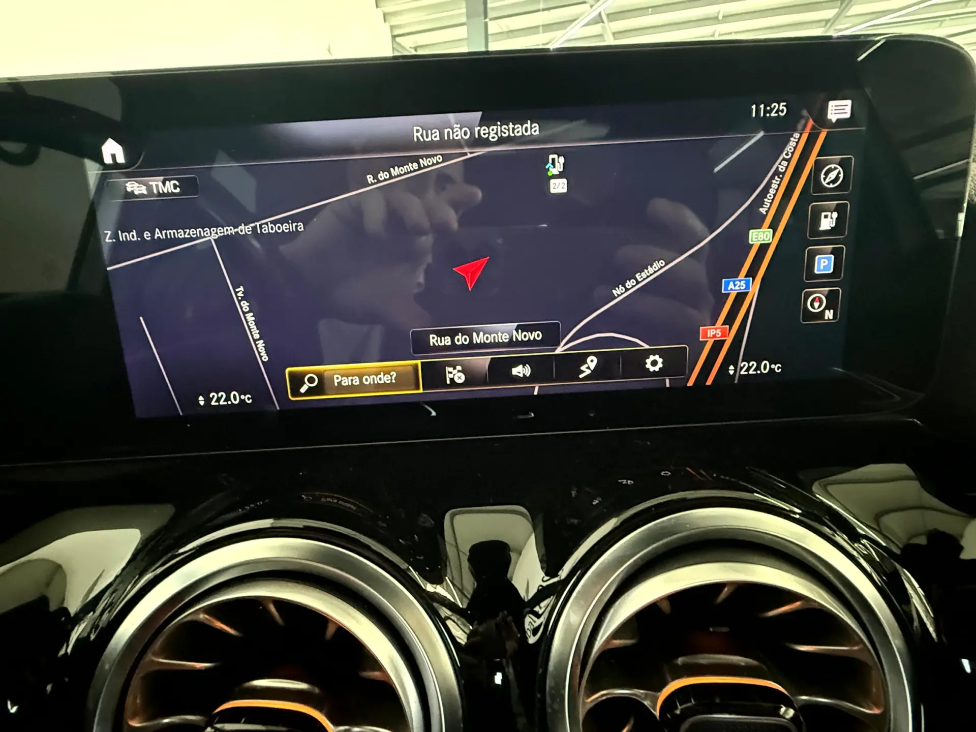 Mercedes-Benz EQA 250 AMG Line 28