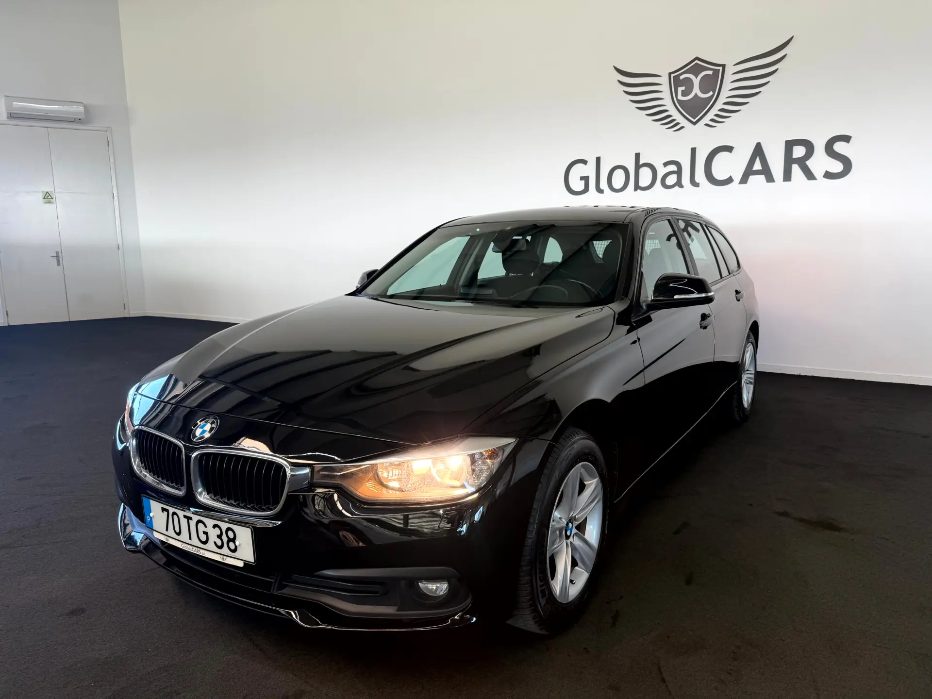 BMW 318 d Navigation 3