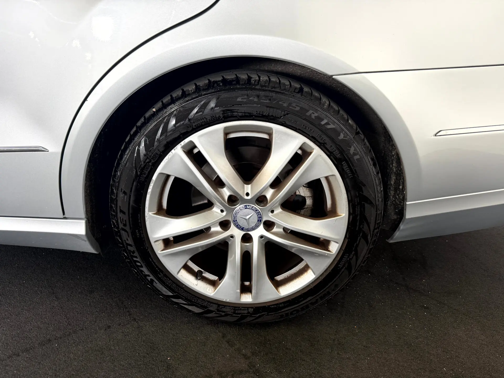 Mercedes-Benz E 250 CDi Elegance BlueEfficiency Auto. 6