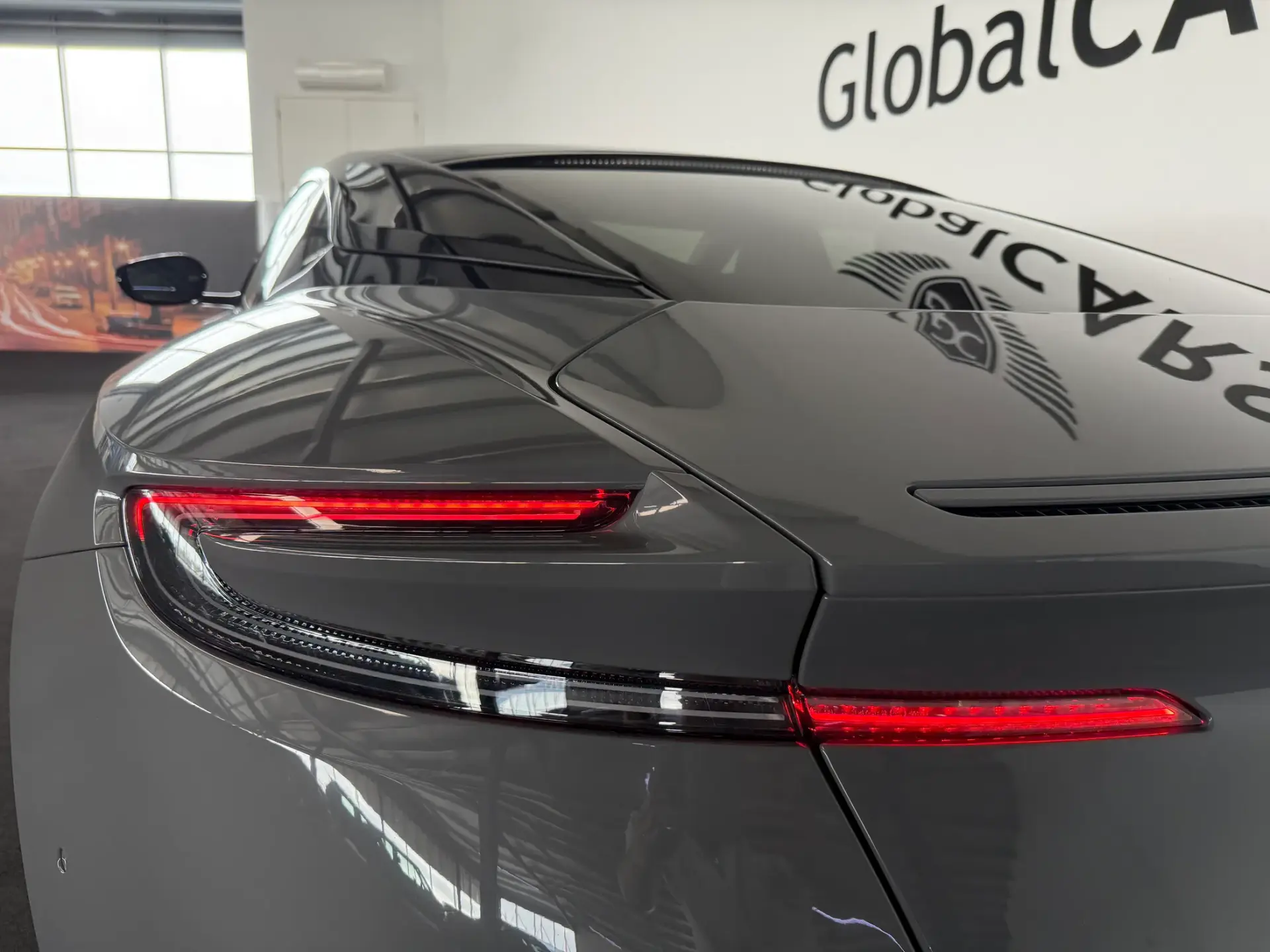 Aston Martin DB11 Coupé V8 Auto 16