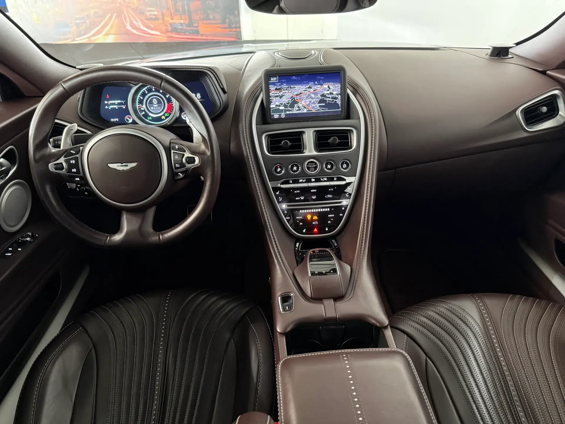 Aston Martin DB11 Coupé V8 Auto 20