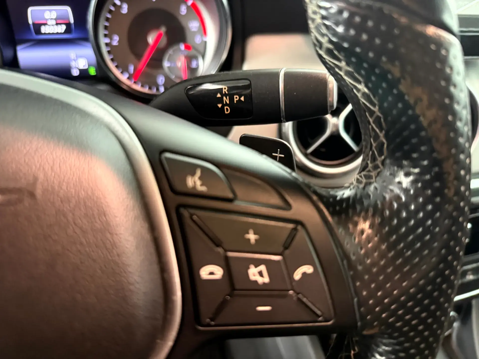 Mercedes-Benz GLA 200 CDi Urban Aut. 28