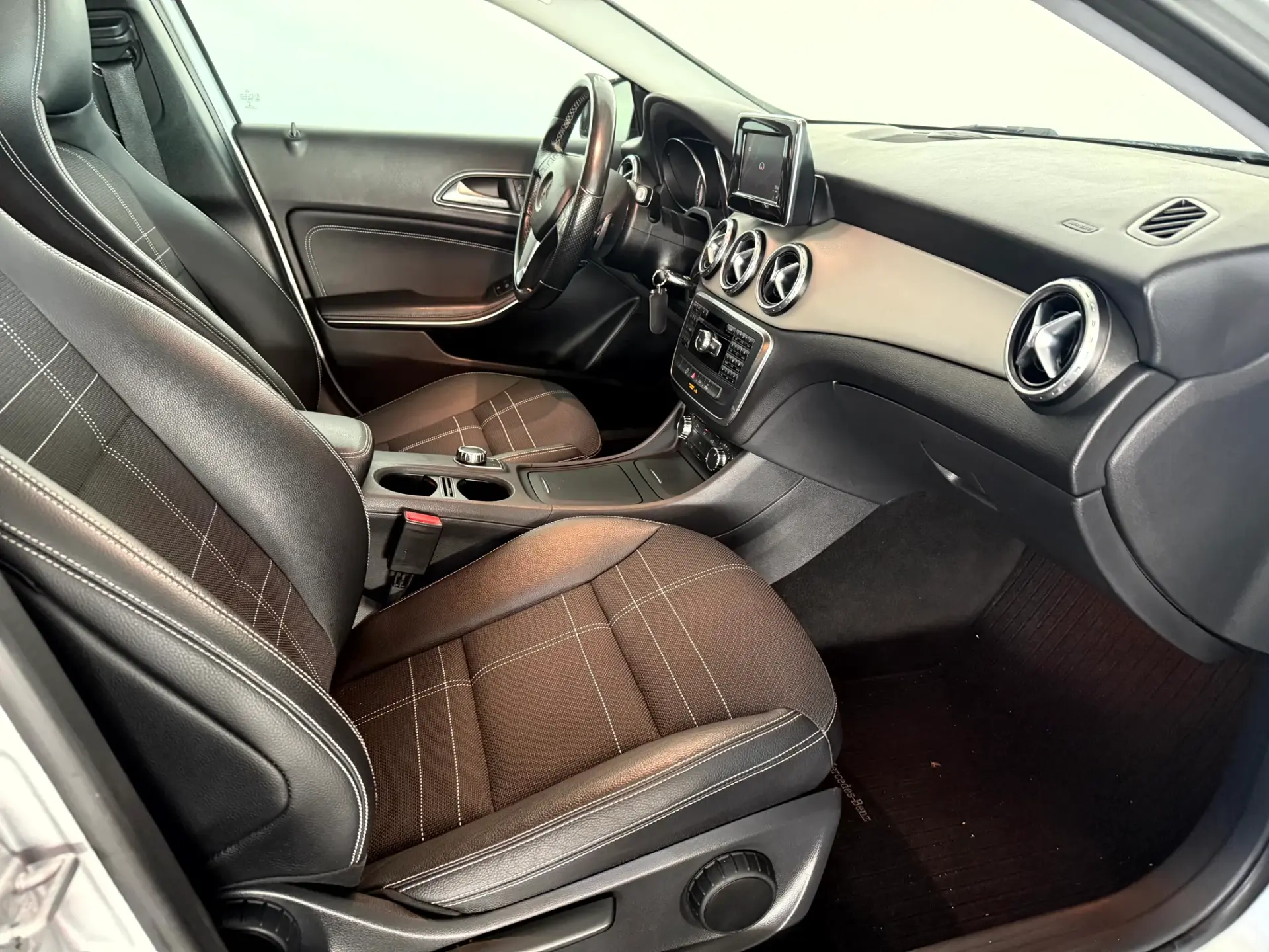 Mercedes-Benz GLA 200 CDi Urban Aut. 40