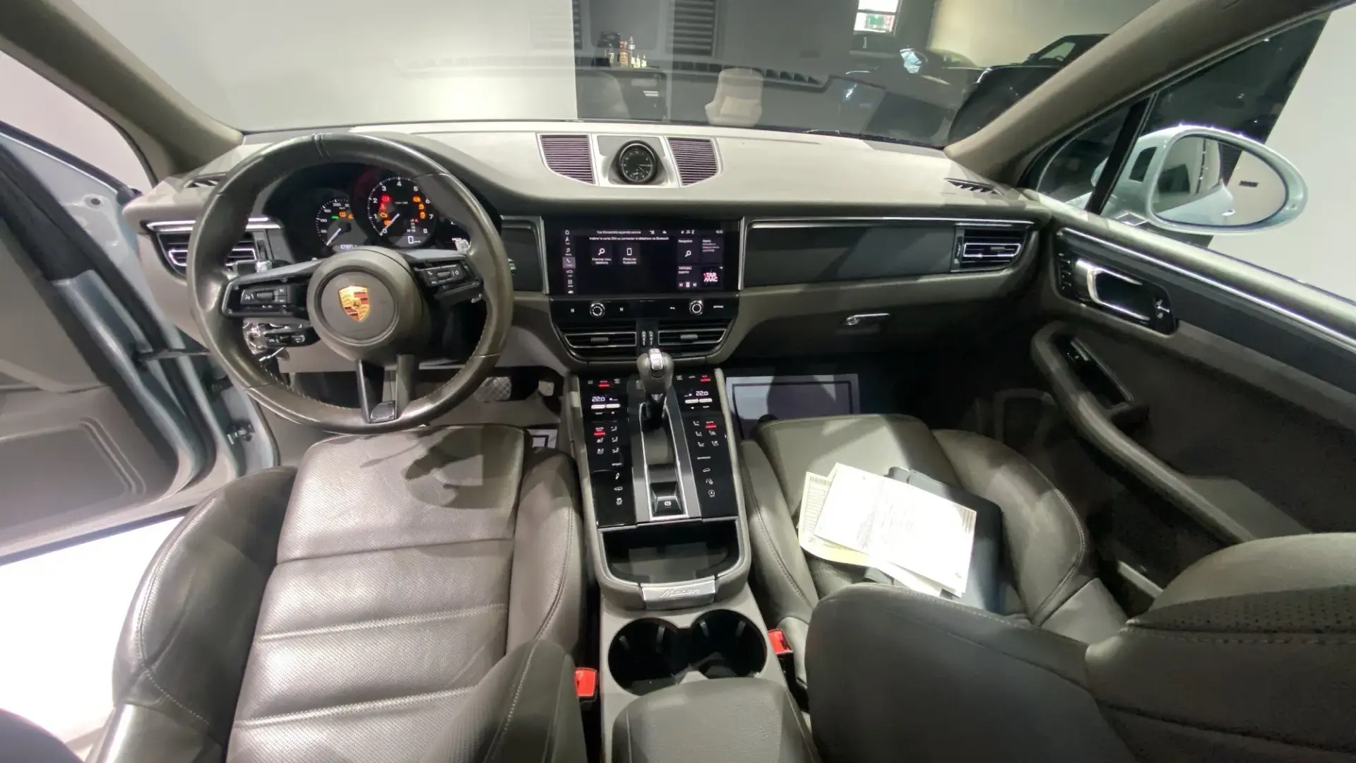 Porsche Macan Outro 9