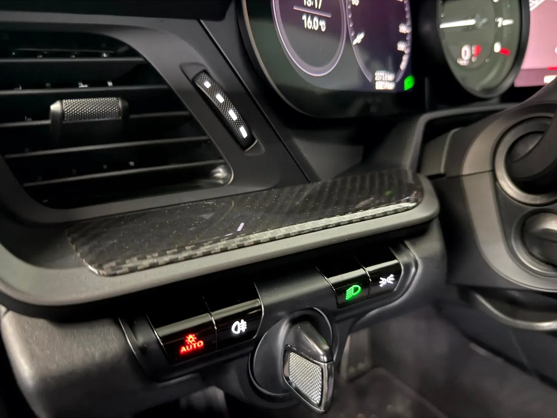 Porsche 911 (992) Carrera S PDK 22