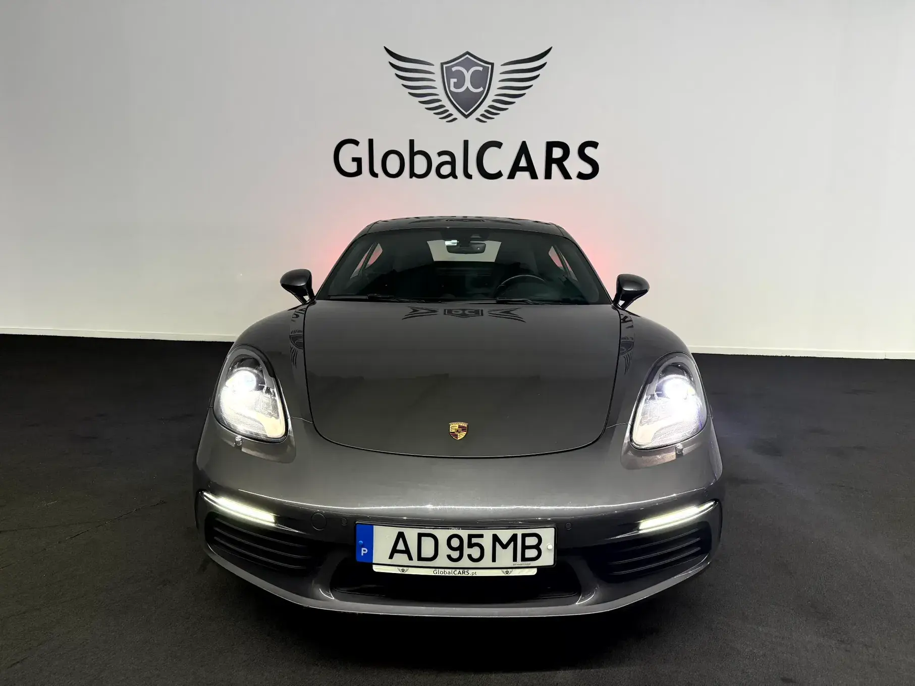 Porsche 718 Cayman 2