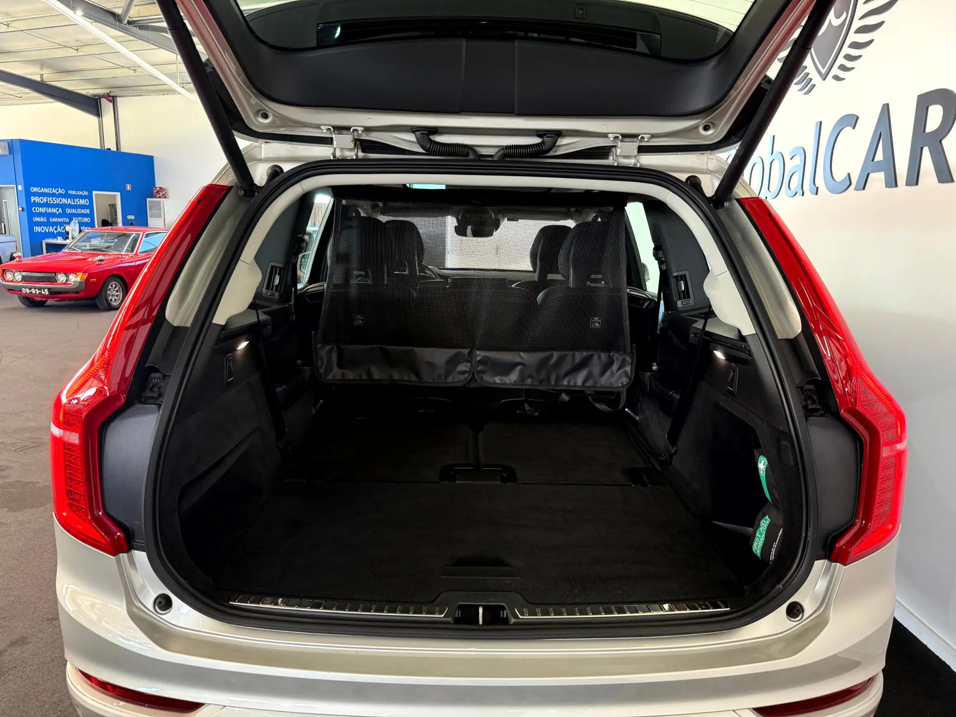 Volvo XC 90 2.0 T8 PHEV Excellence AWD 13