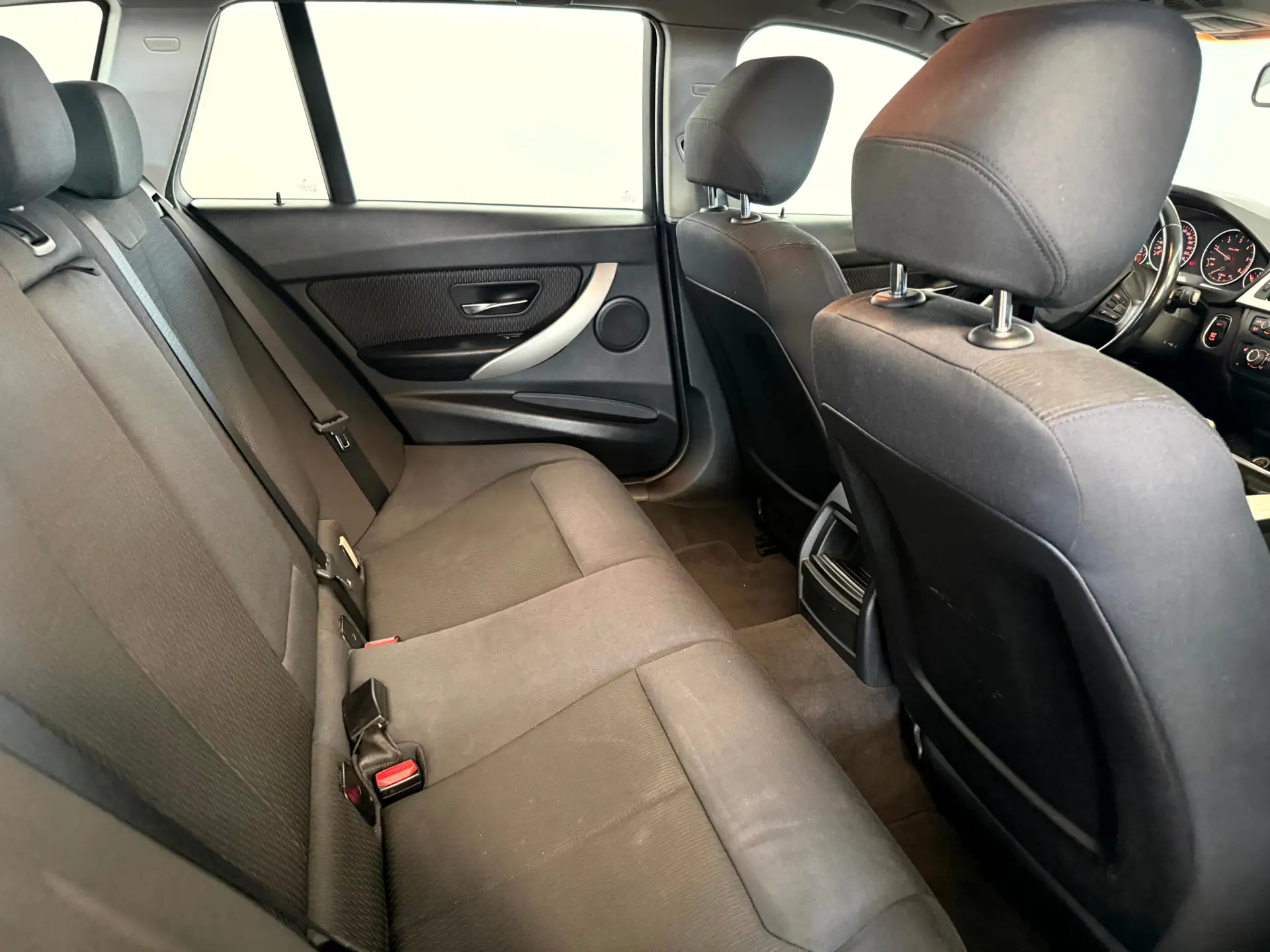 BMW 318 d Navigation 22