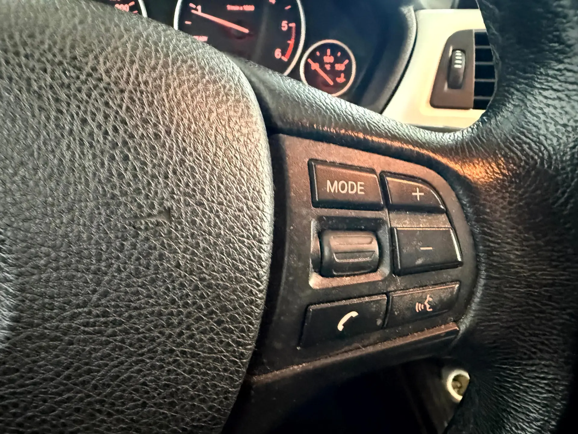 BMW 318 d Navigation 26