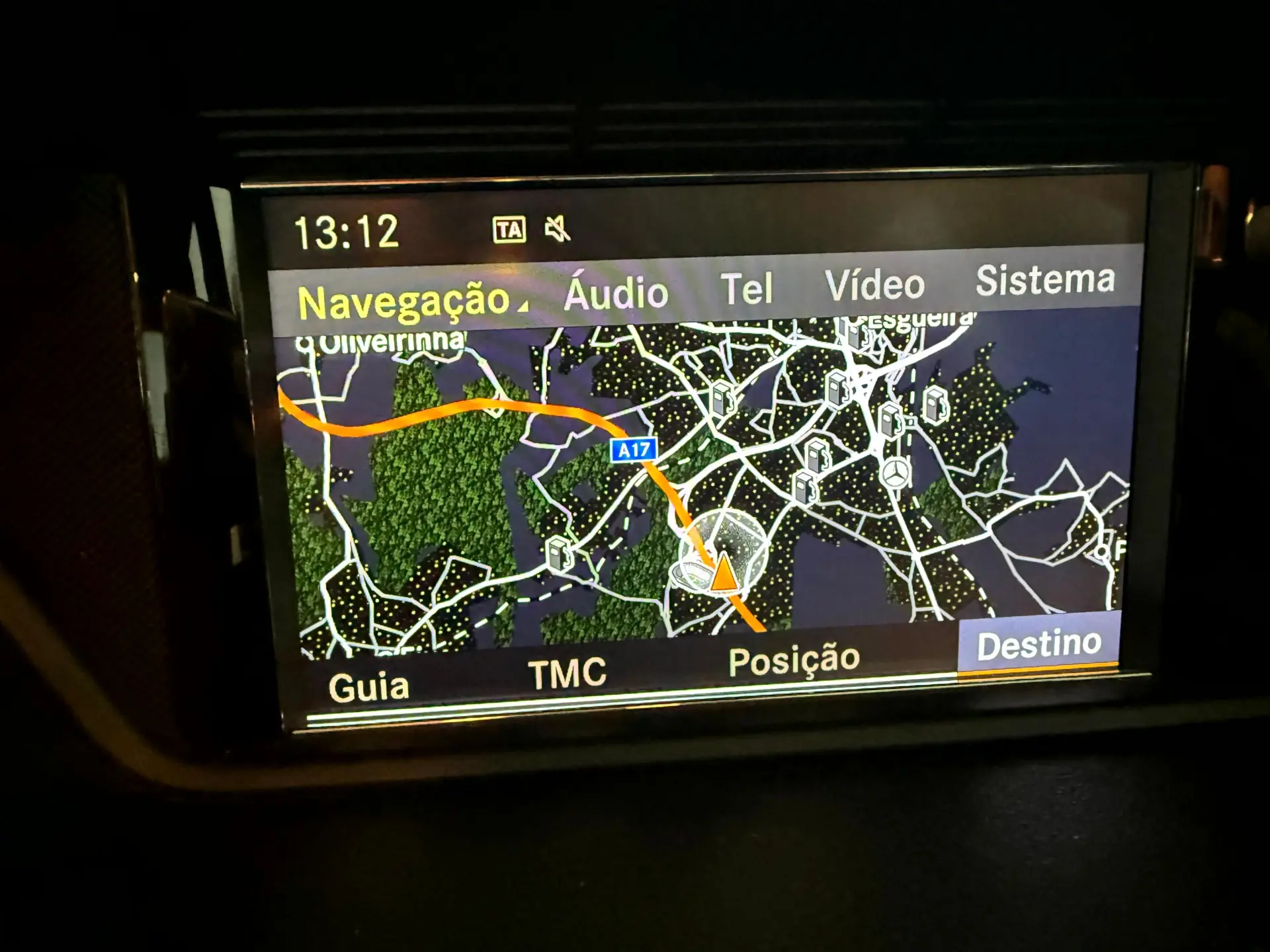 Mercedes-Benz E 250 CDi Elegance BlueEfficiency Auto. 29