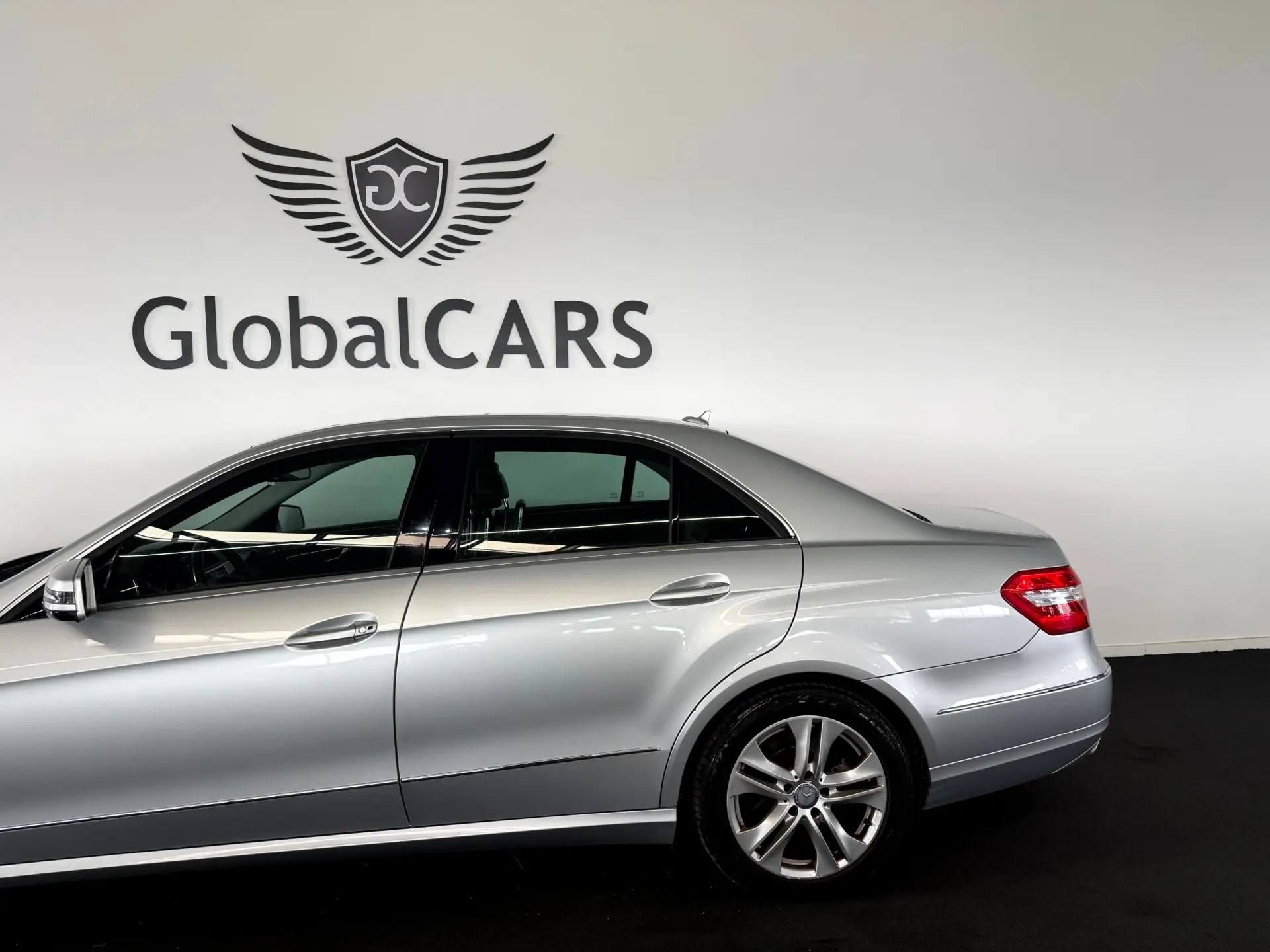 Mercedes-Benz E 250 CDi Elegance BlueEfficiency Auto. 10