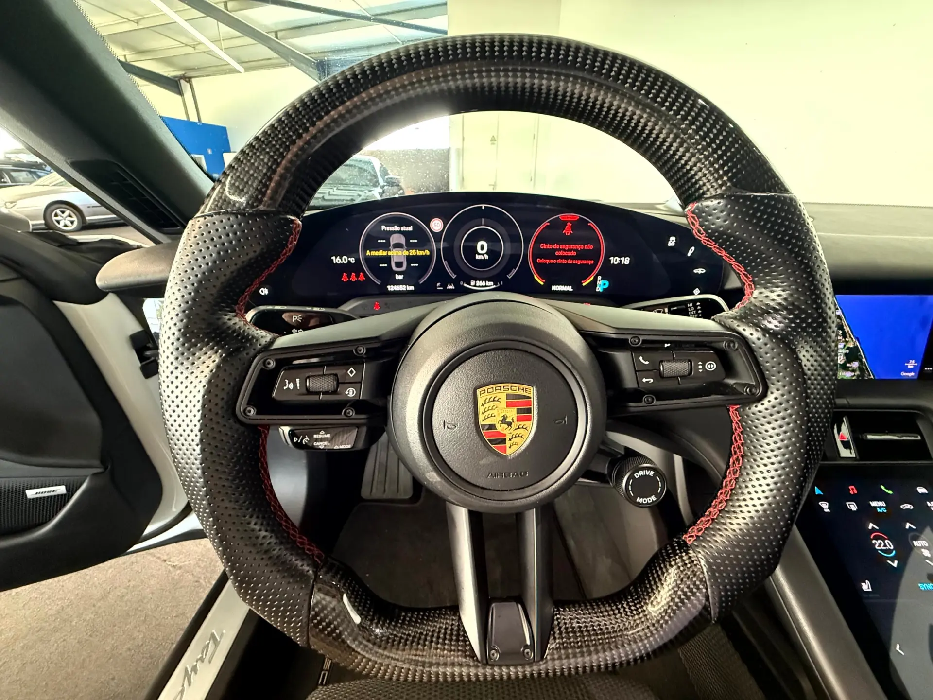 Porsche Taycan 4S 24