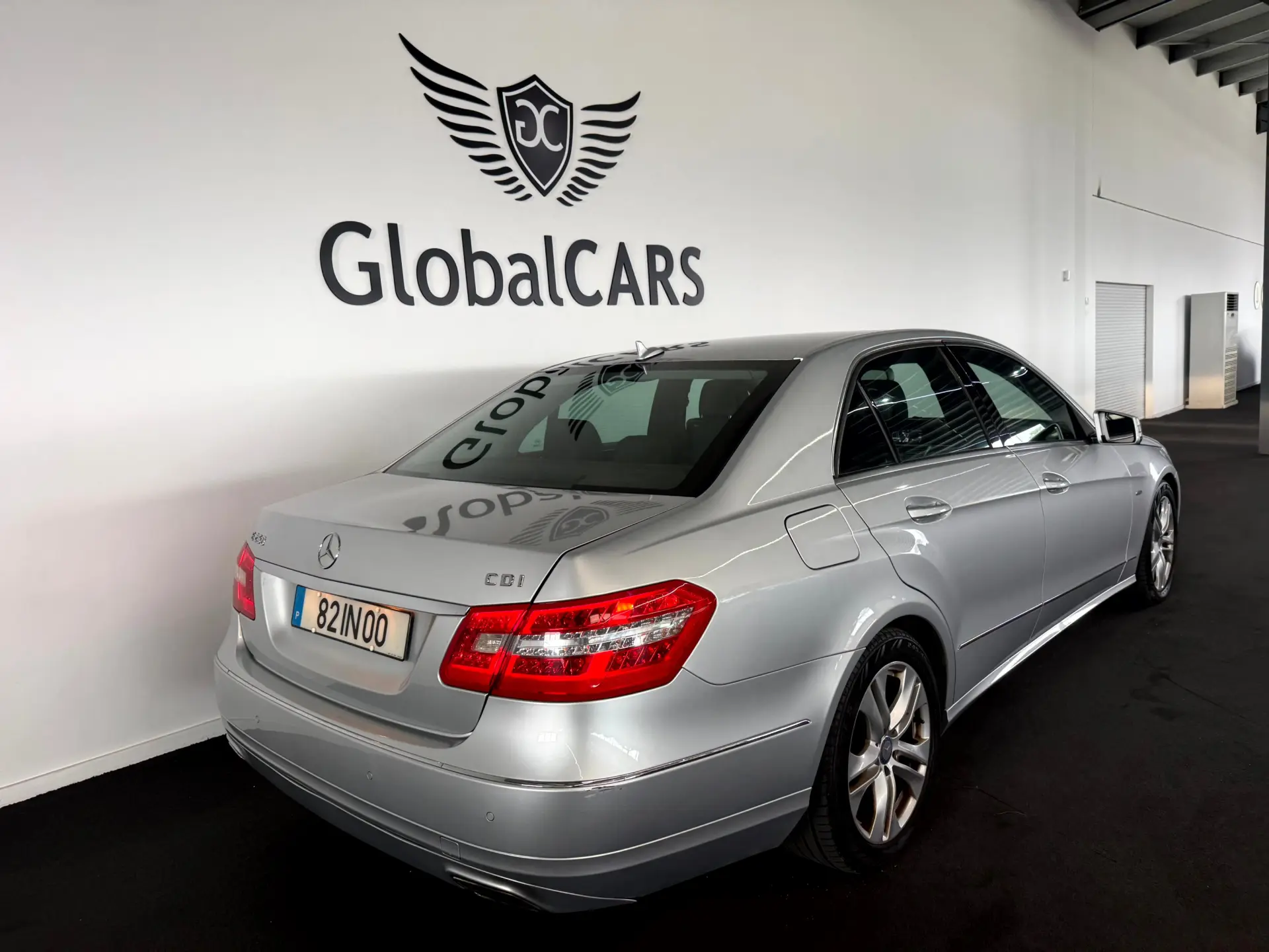 Mercedes-Benz E 250 CDi Elegance BlueEfficiency Auto. 31