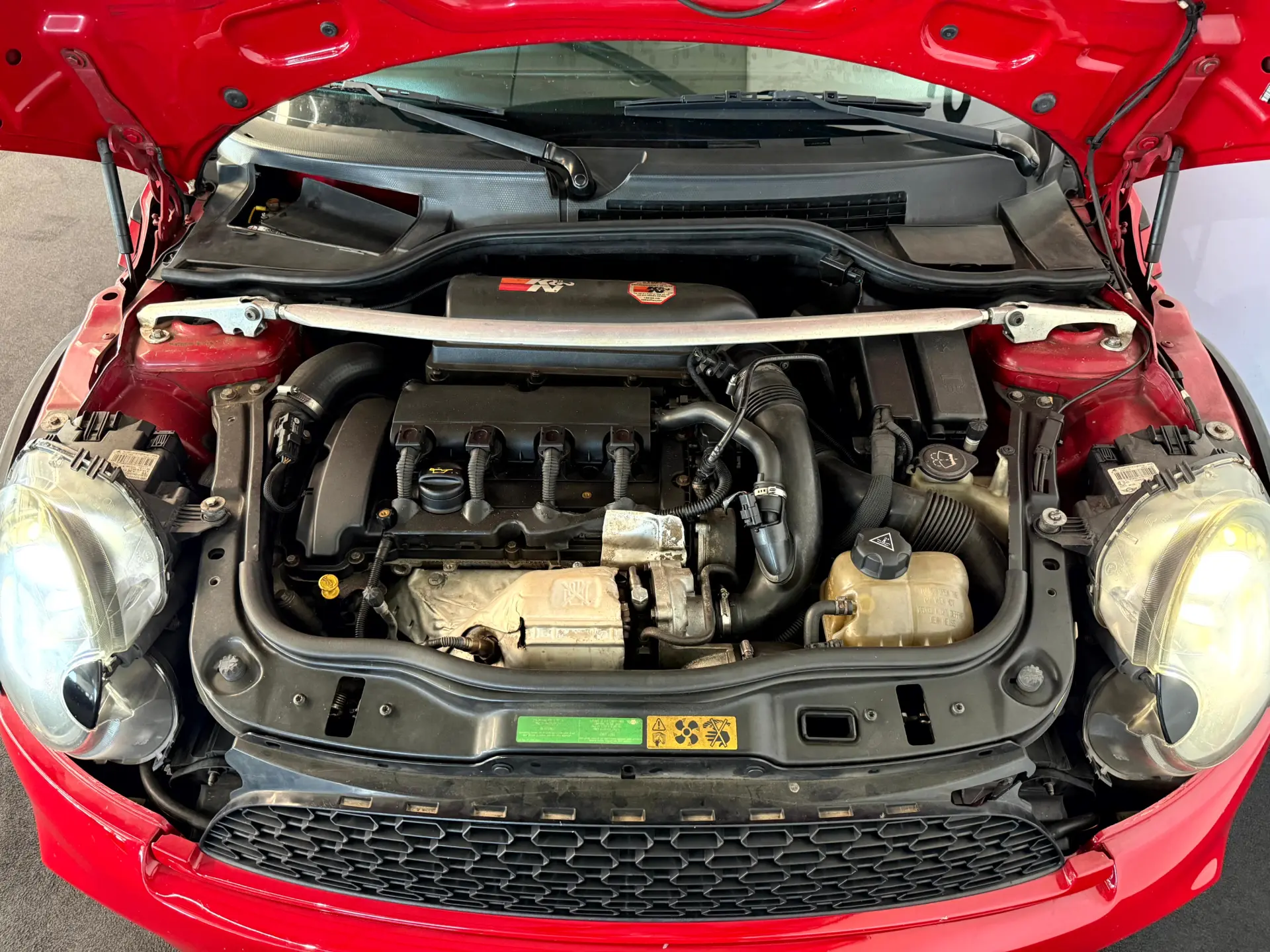 MINI Coupé John Cooper Works 32