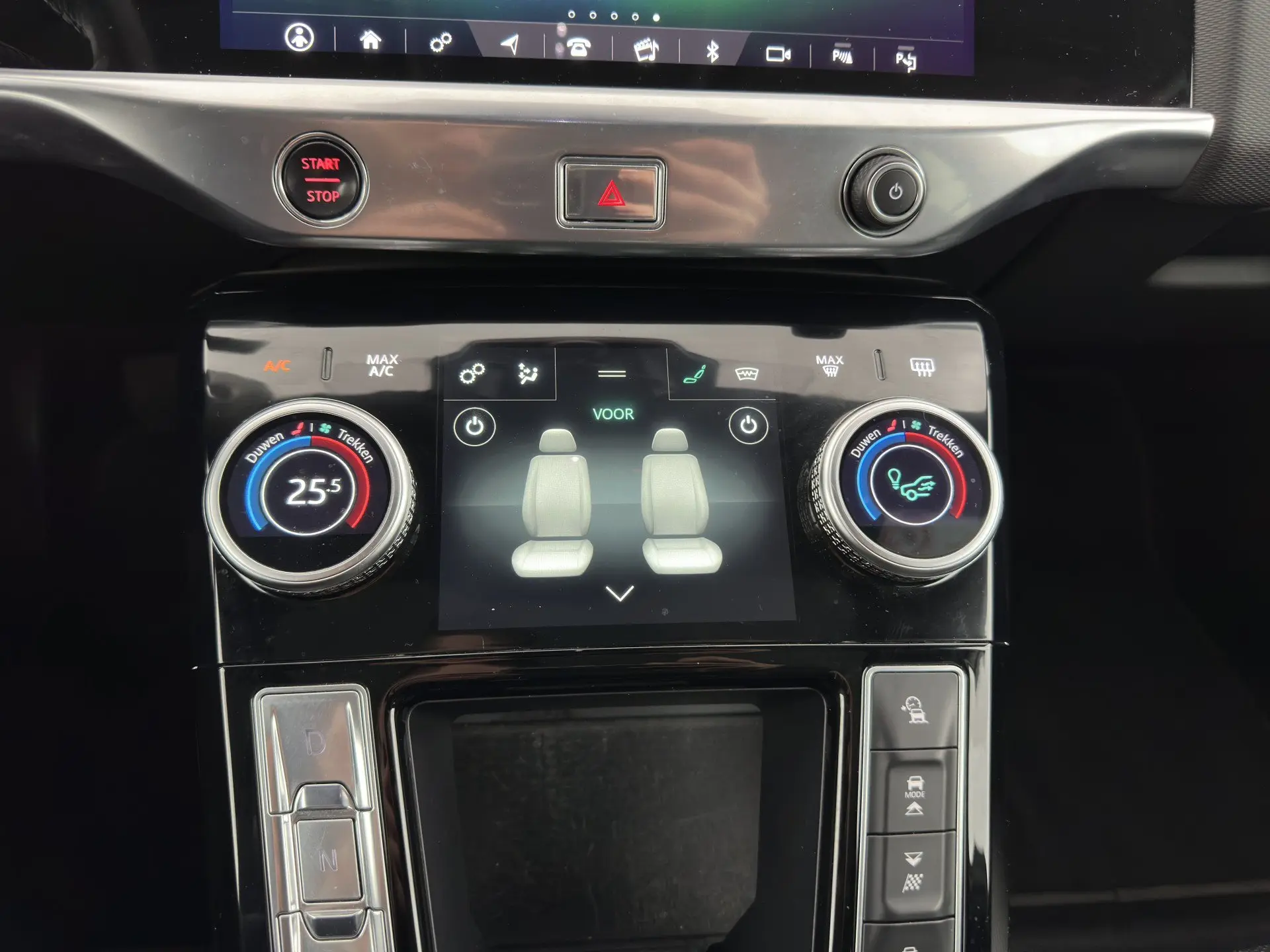 Jaguar I-Pace EV400 AWD HSE 13