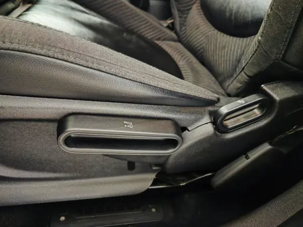 MINI Countryman Cooper SE ALL4 Auto 46