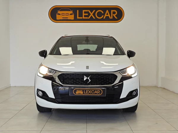 DS DS4 Crossback 12
