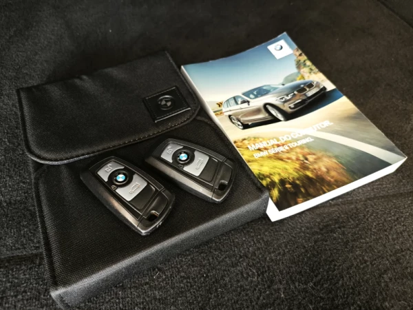 BMW 318 d Touring Line Luxury 10