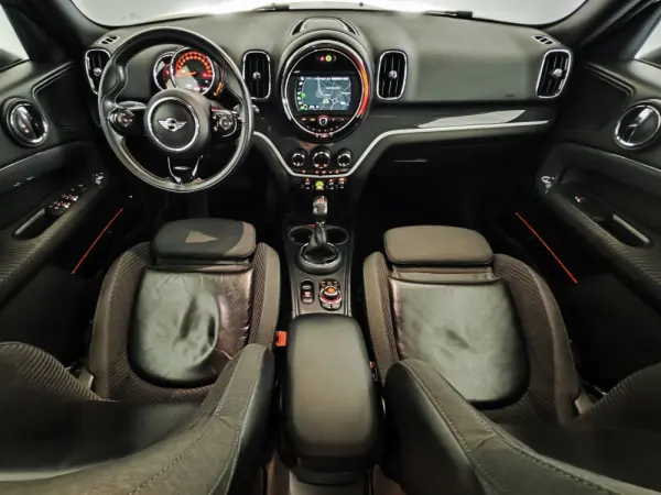 MINI Countryman Cooper SE ALL4 Auto 41