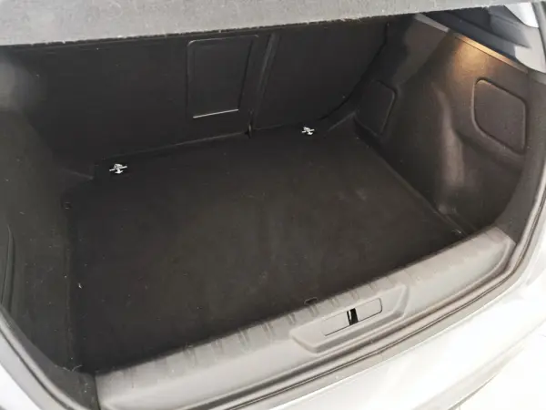 Peugeot 308 1.2 PureTech Allure Pack 10