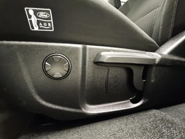 Ford Focus SW 1.0 EcoBoost MHEV Connected 42