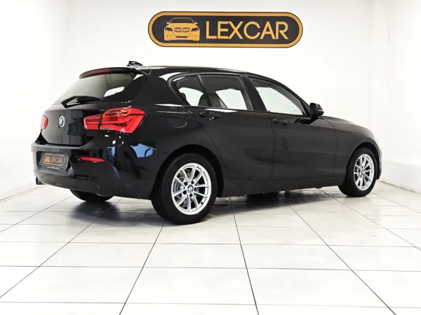 BMW 114 d Line Sport 2