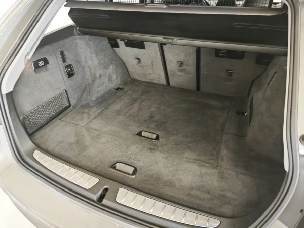 BMW 318 d Touring Line Luxury 56