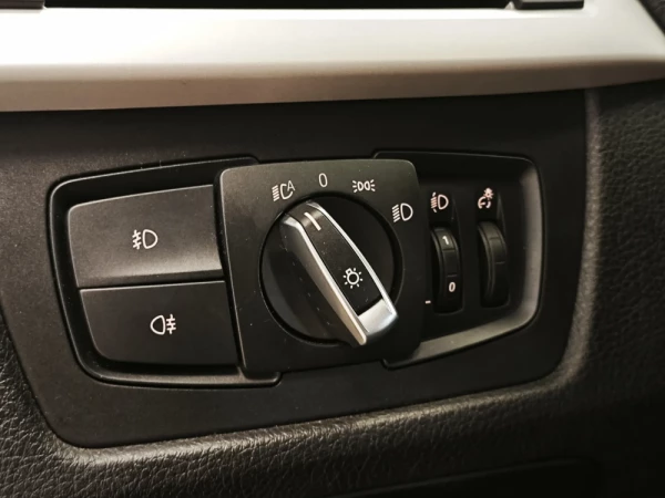 BMW 318 d Touring Line Luxury 46