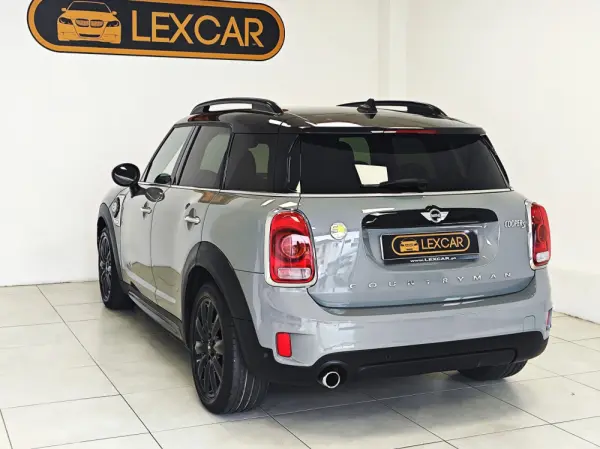 MINI Countryman Cooper SE ALL4 Auto 26