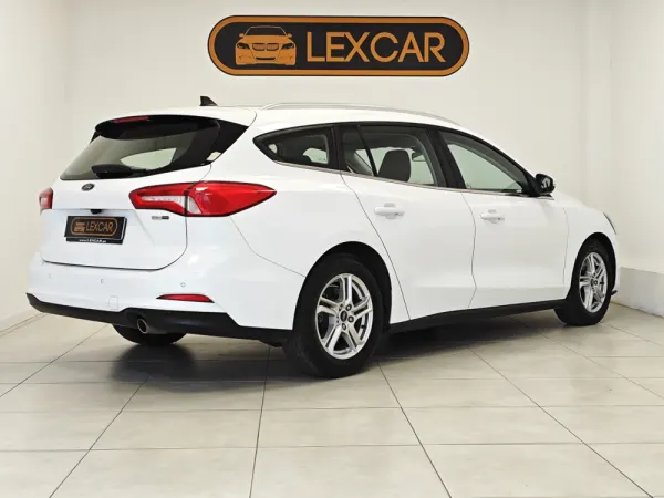 Ford Focus SW 1.0 EcoBoost MHEV Connected 3