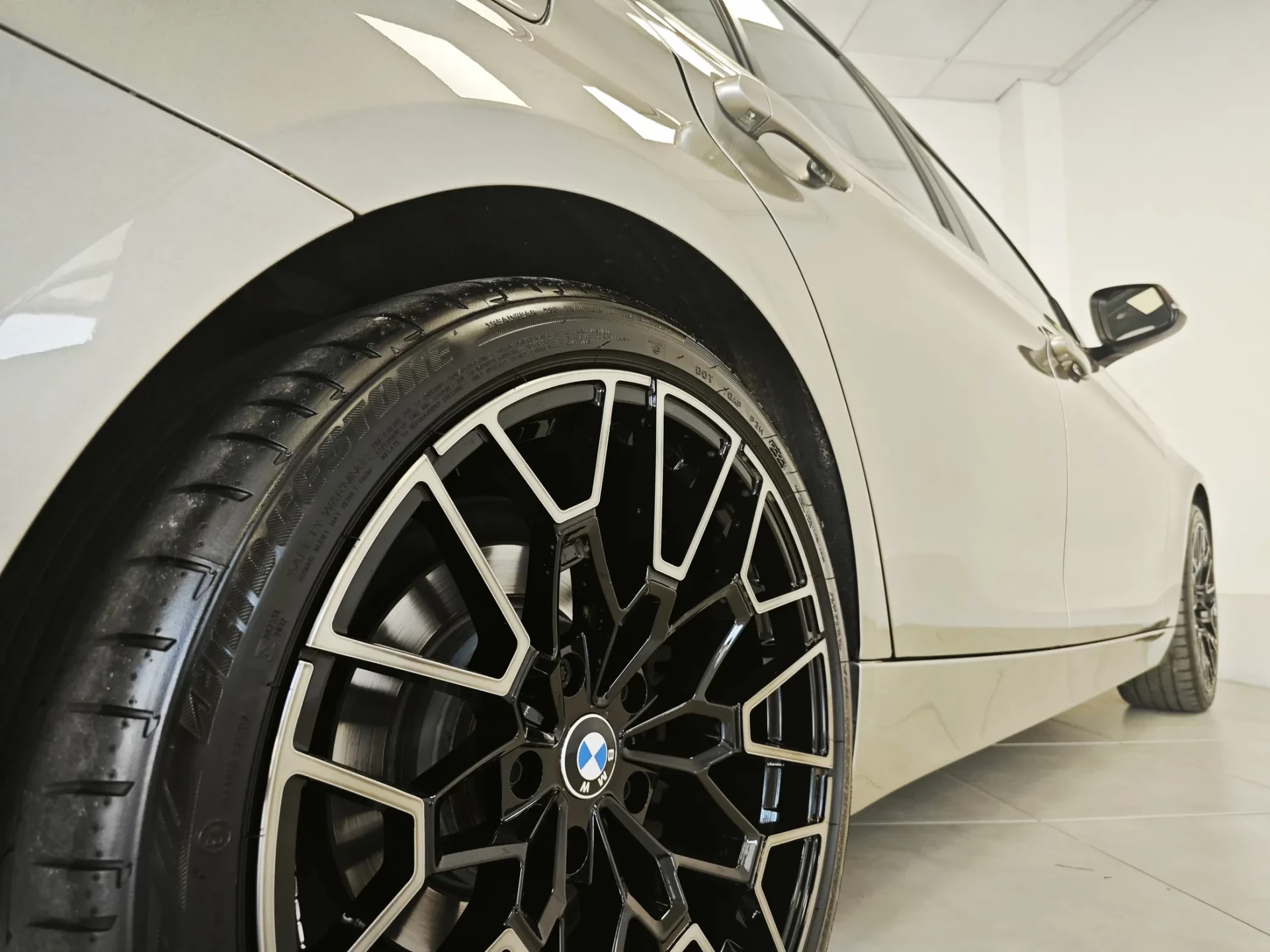 BMW 318 d Touring Line Luxury 24