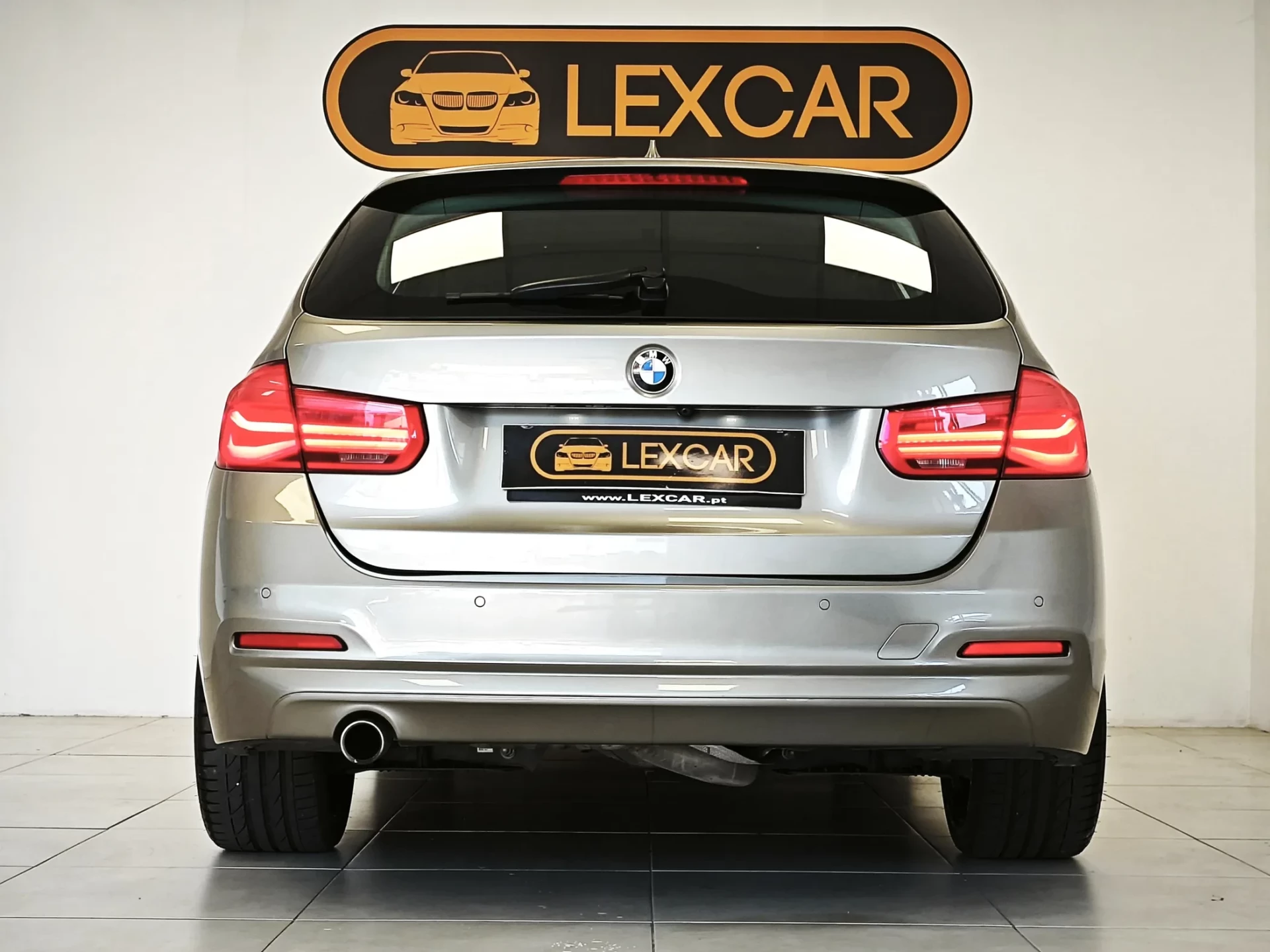 BMW 318 d Touring Line Luxury 52