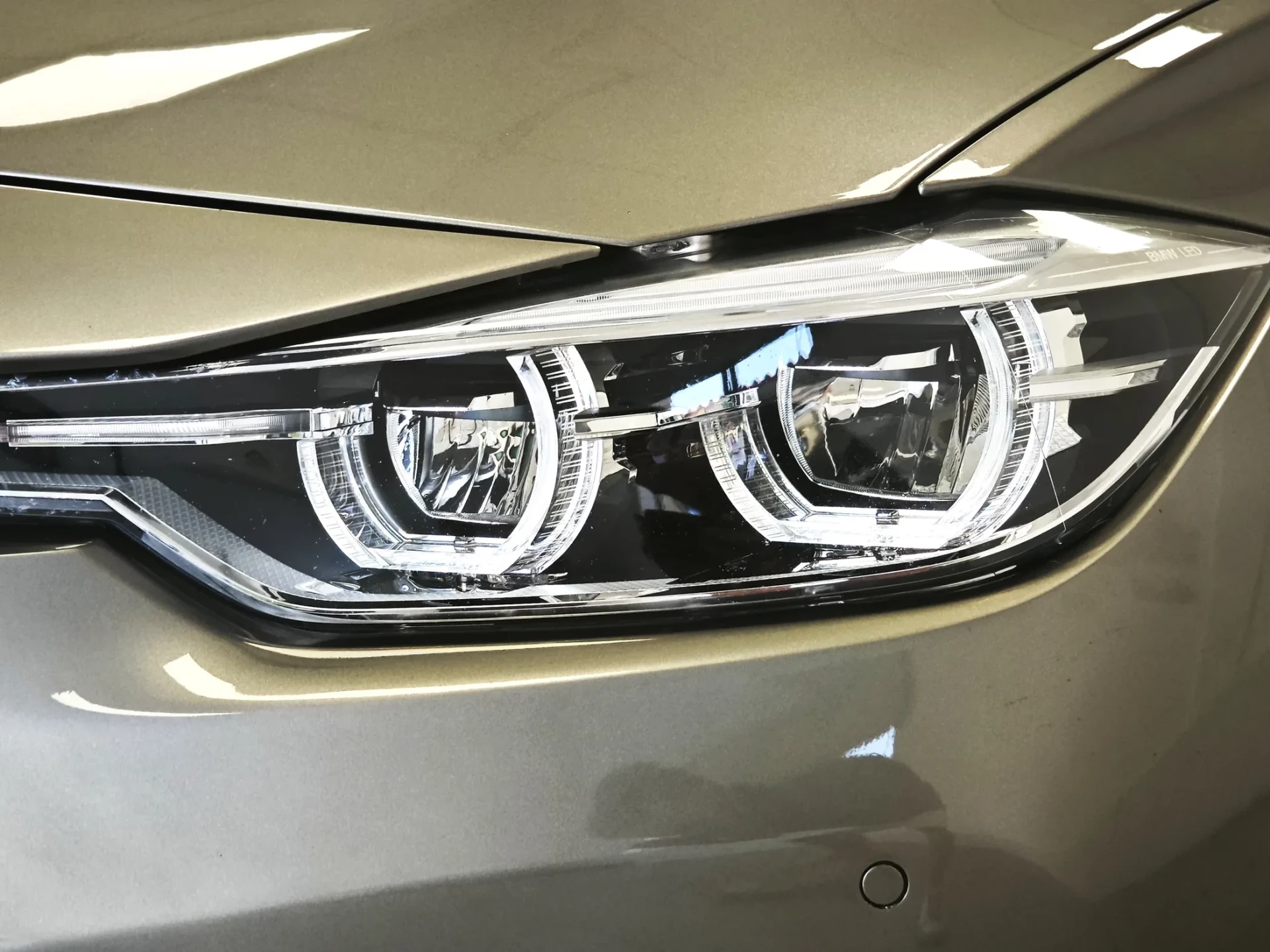 BMW 318 d Touring Line Luxury 21