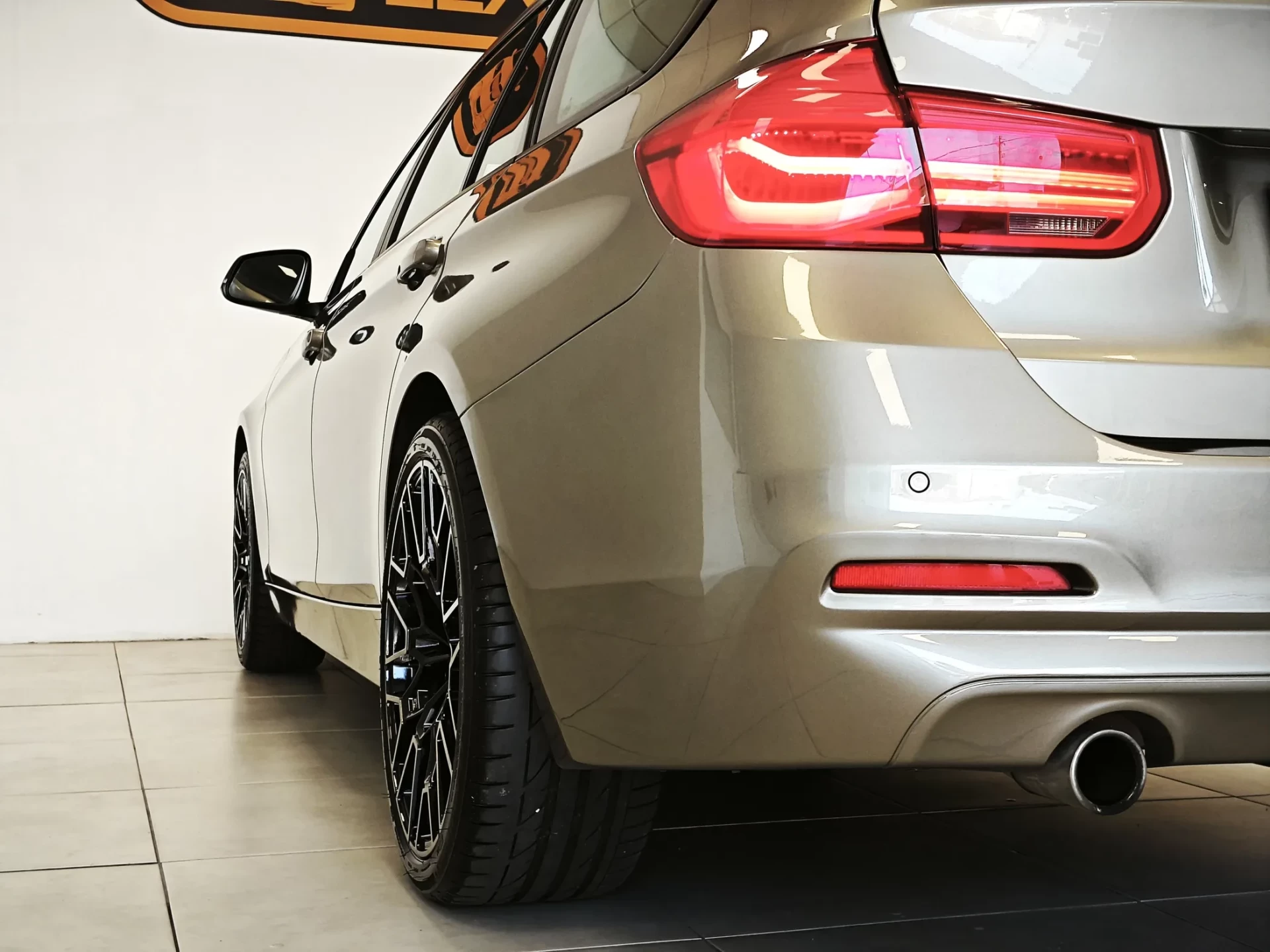 BMW 318 d Touring Line Luxury 54