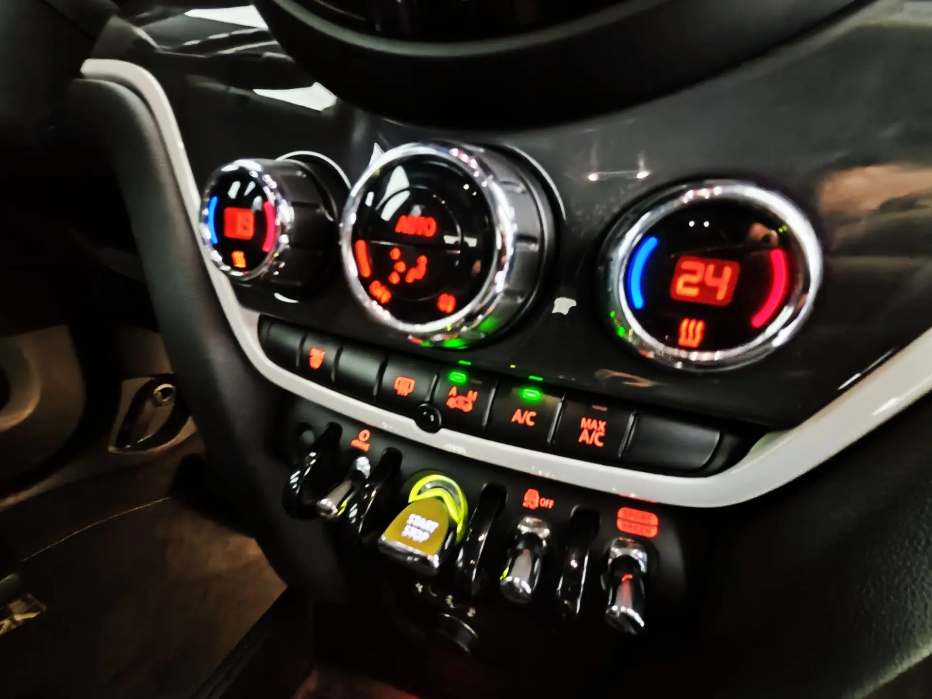 MINI Countryman Cooper SE ALL4 Auto 49