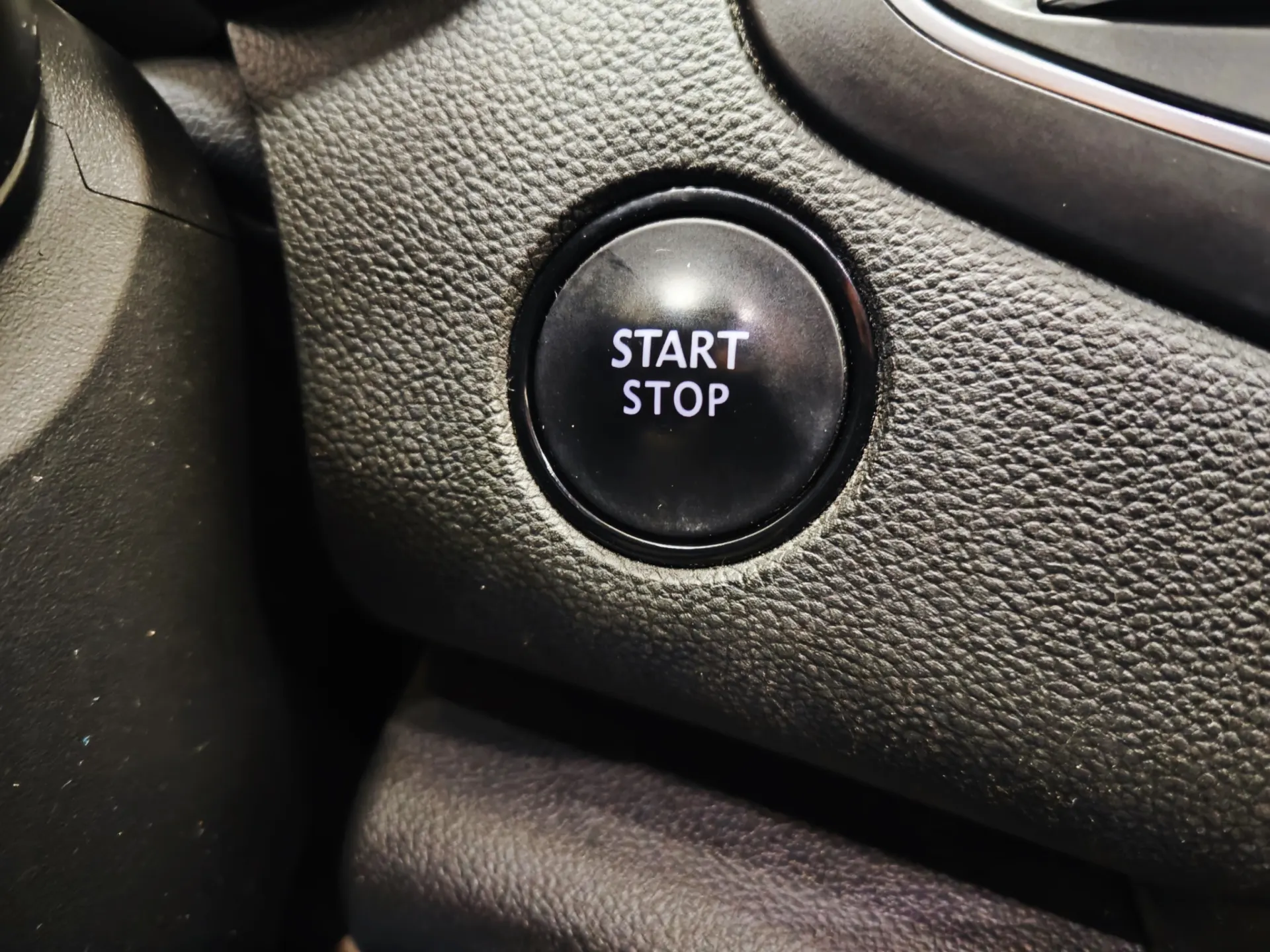 Renault Mégane 1.3 TCe Limited J17 37