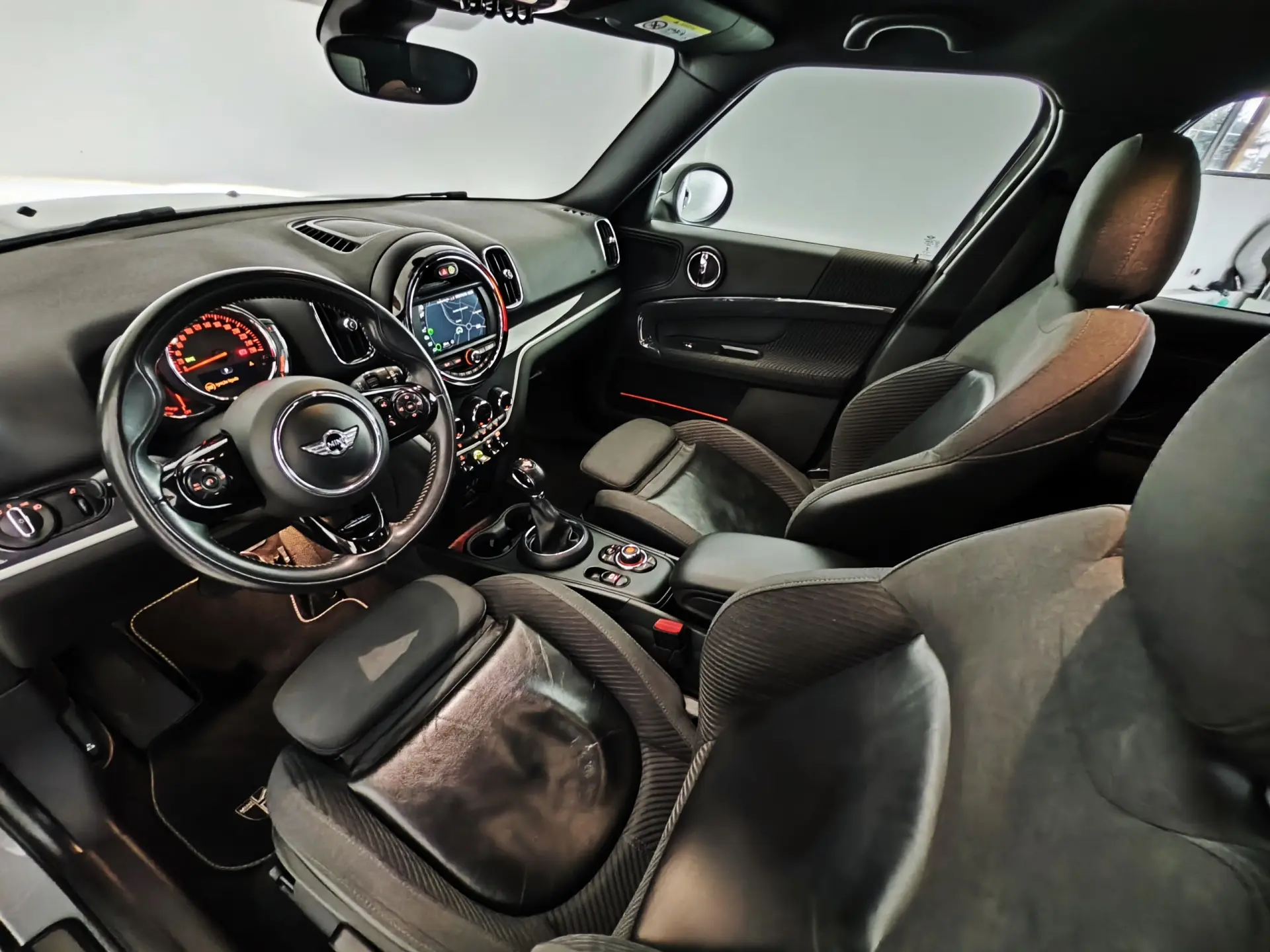 MINI Countryman Cooper SE ALL4 Auto 38