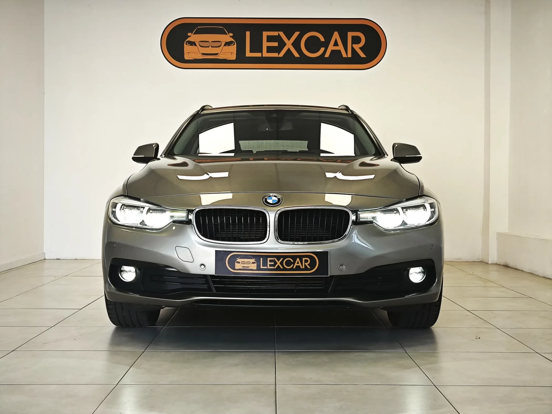 BMW 318 d Touring Line Luxury 3