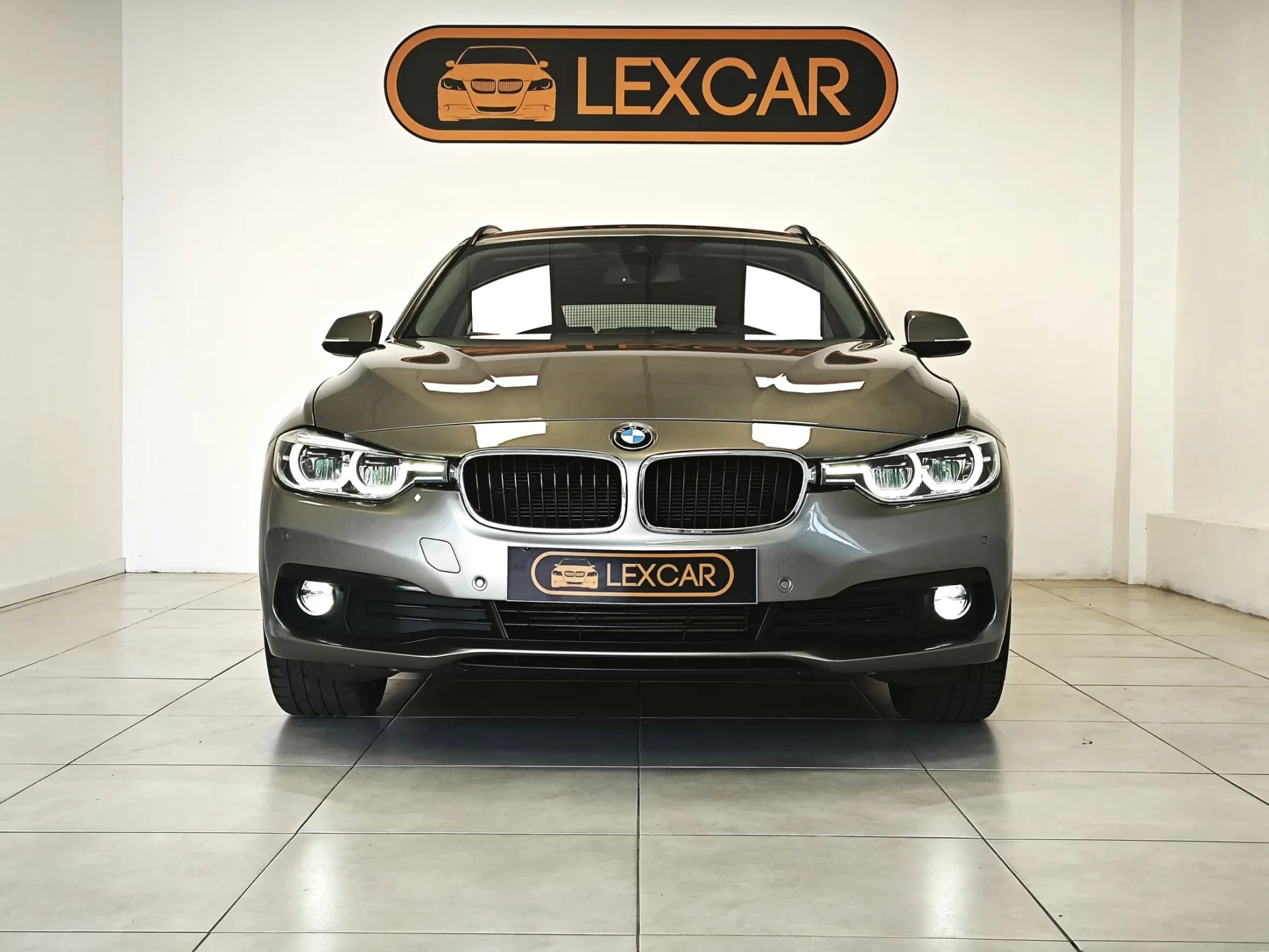 BMW 318 d Touring Line Luxury 20