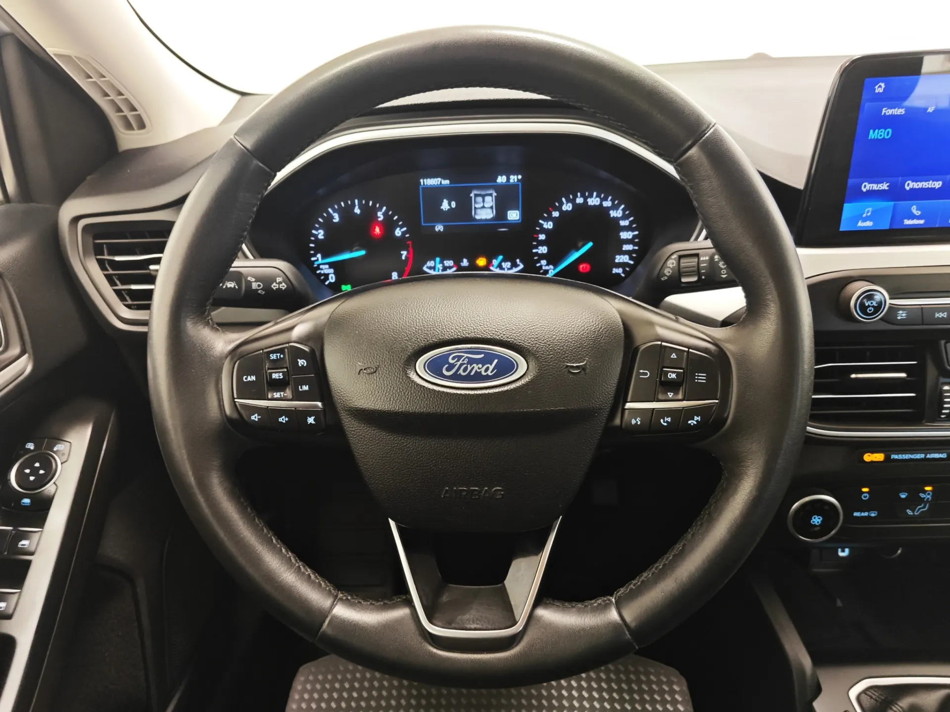 Ford Focus SW 1.0 EcoBoost MHEV Connected 36