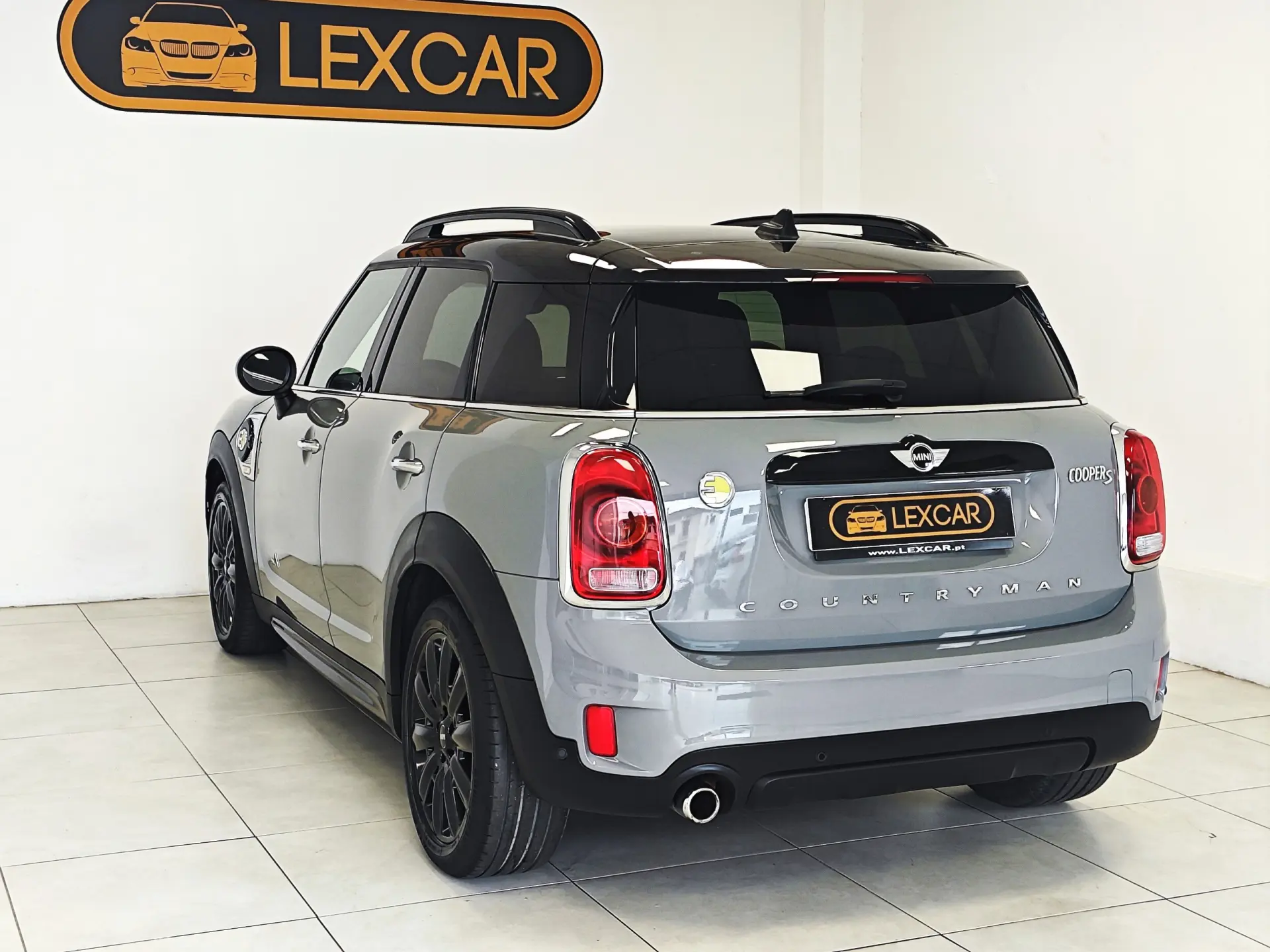 MINI Countryman Cooper SE ALL4 Auto 26